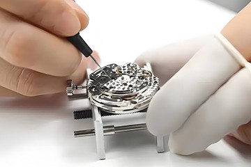 南昌百达翡丽手表表盘磨损